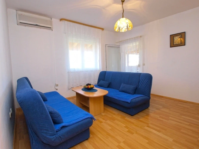 1 Bedroom Apartment with balcony