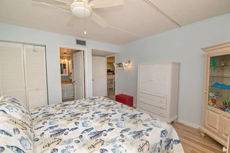 3207 Near Ocean 2nd Floor NW
