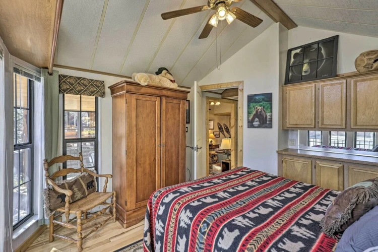 2 Bedrooms Cottage