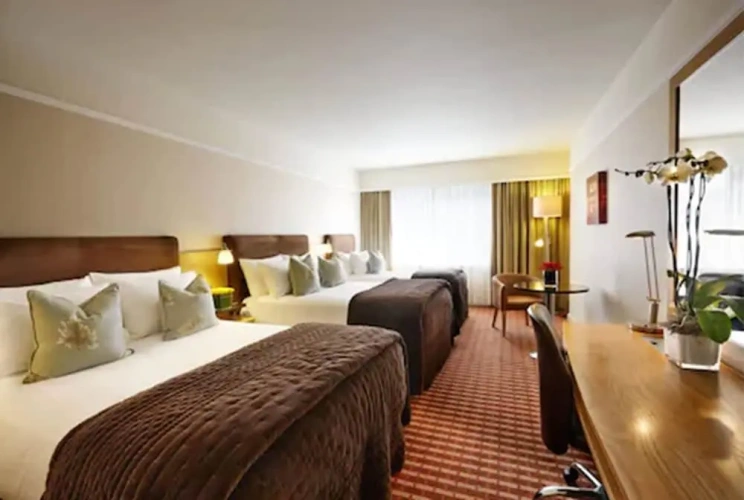 Classic Quintuple room