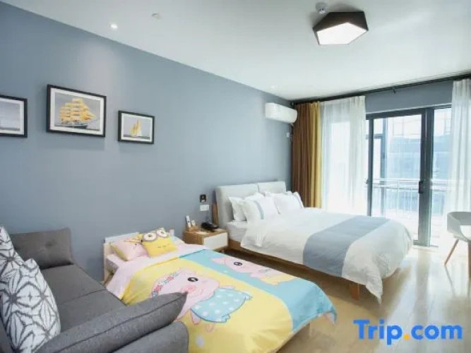 Standard Double room with lake view