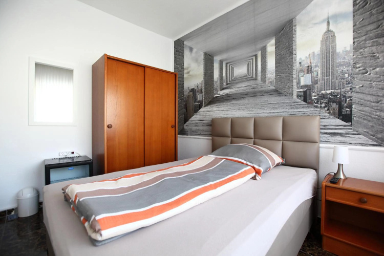Motel One Frankfurt - Messe