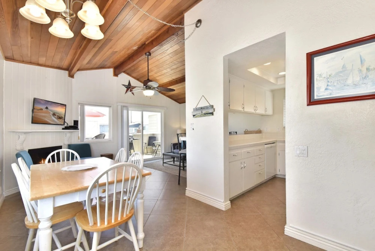 129 27th St B 3 Bedroom Duplex