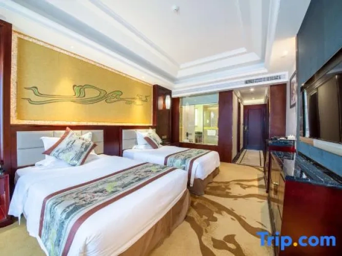 Standard Twin room with garden view