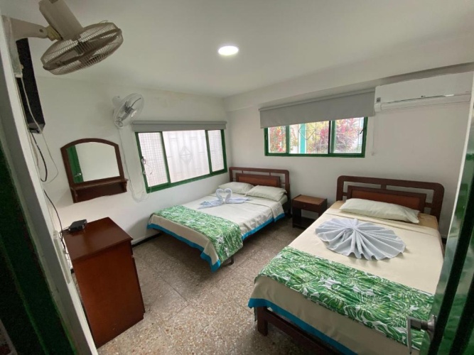 Standard Triple room