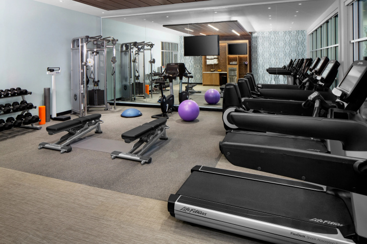 Hotel Indigo Gainesville-Celebration Pointe photo 26