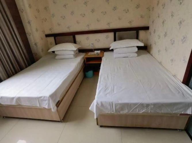 Baihequan Hotel