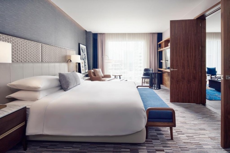 Concierge Level Double Junior Suite