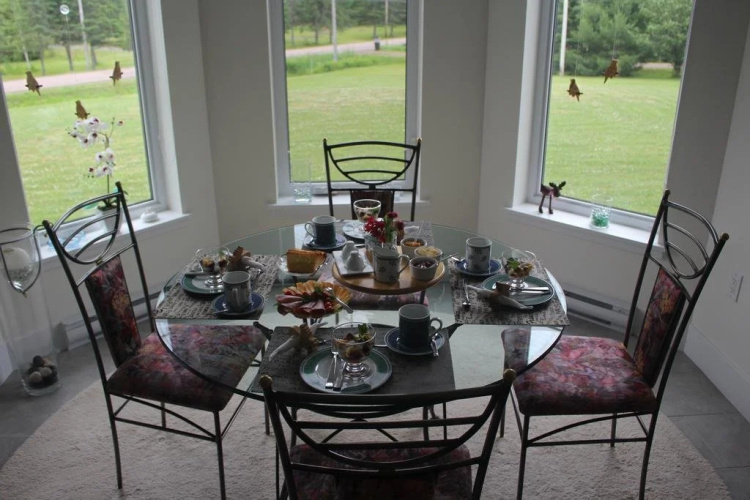 Nowak's Own B&B