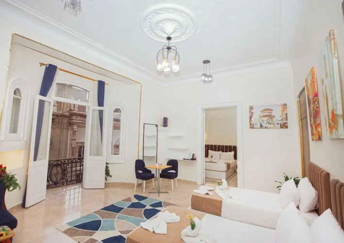 Quintuple Suite