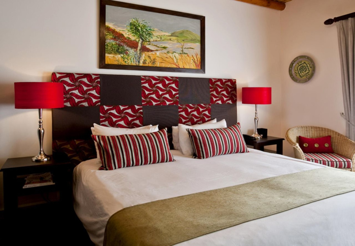 Oakhurst Hotel
