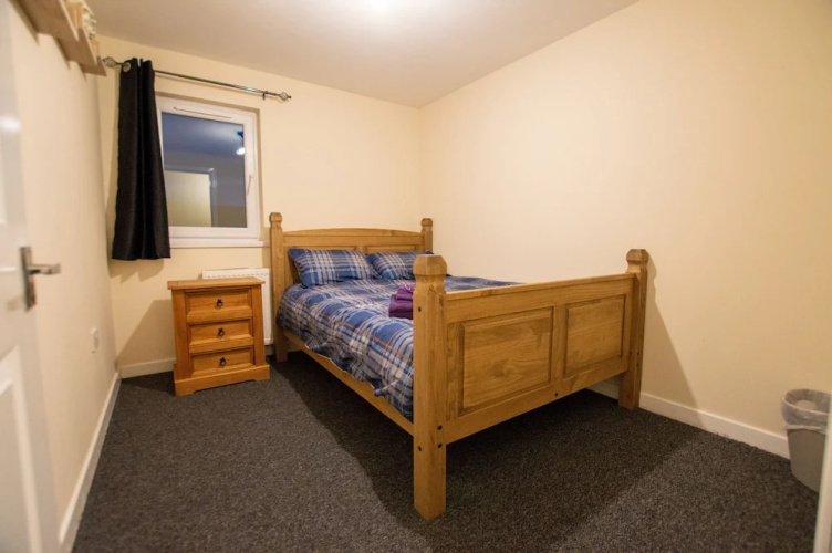 Fresh 4-bed Apartment