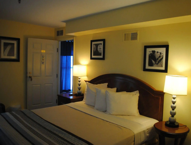 The Grenville Hotel and Restaurant