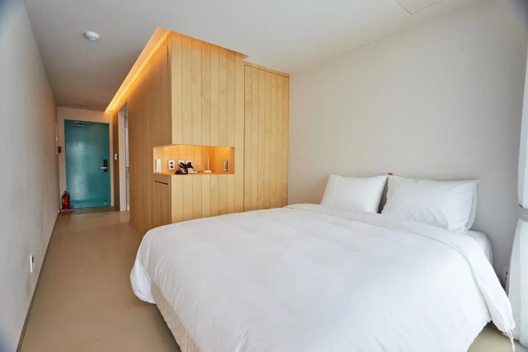 Standard room with balcony