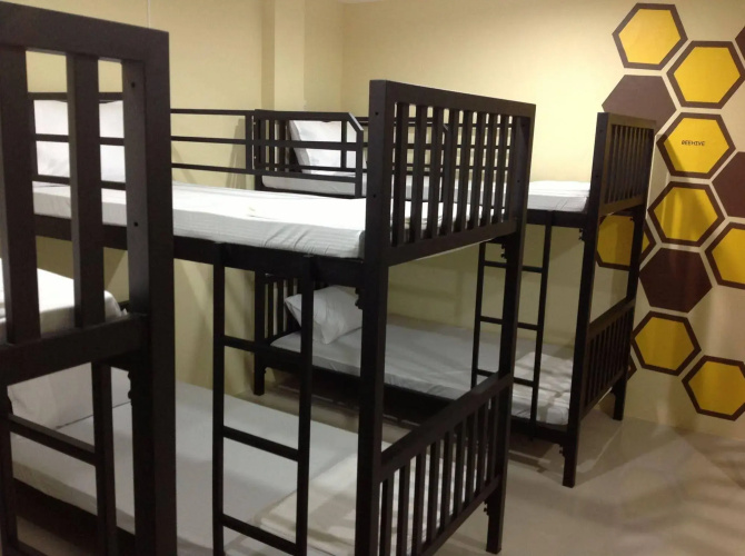 Beehive Patong Hostel