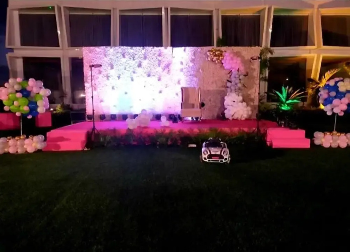 The Democracy Hotel & Resort