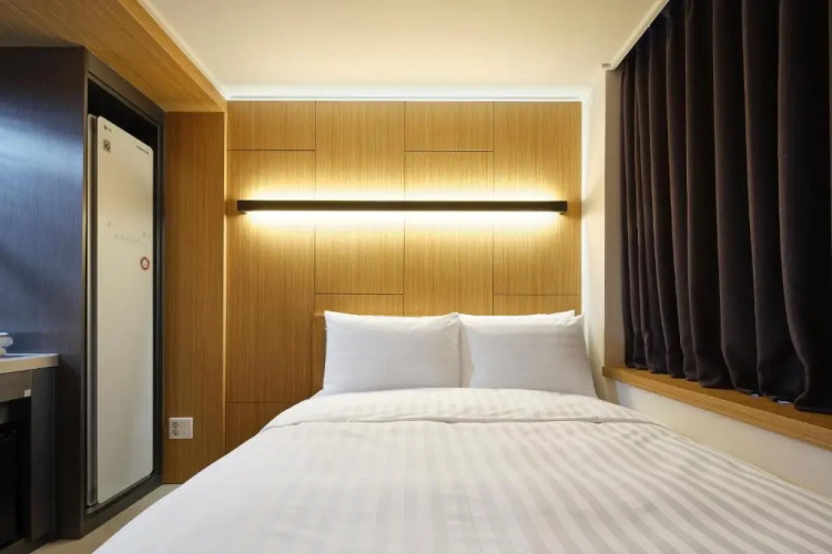 S Stay Hotel
