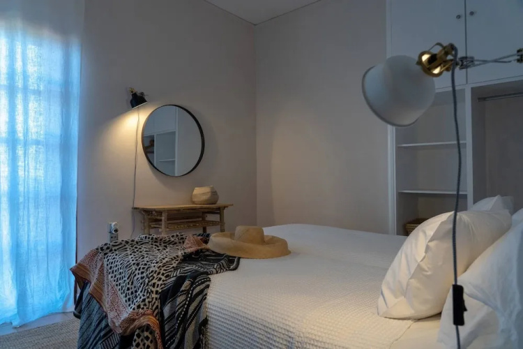 Luxury Seaview Apartment, 1min Walk From Beach!
