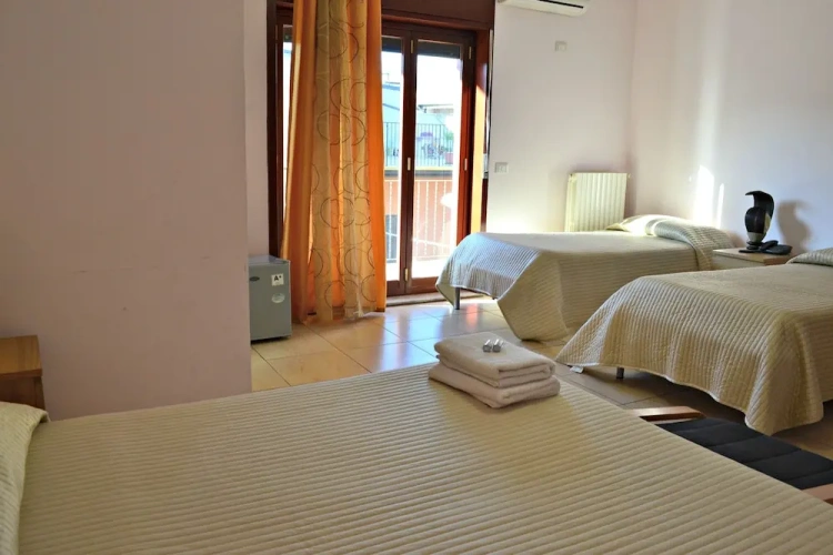 Standard Quadruple room with balcony