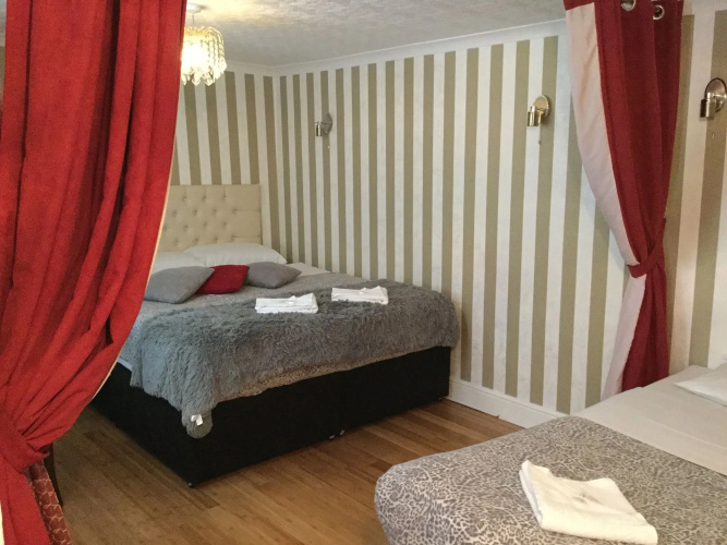 London Hotel