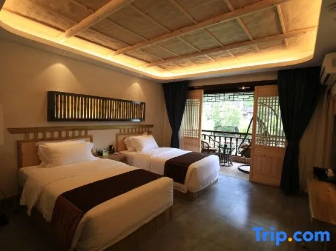 Standard Double room with balcony and with river view