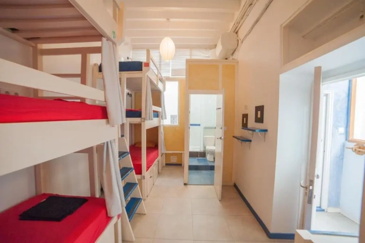 Bed in Dorm (female dorm)