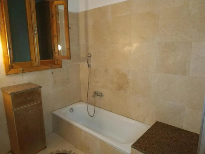 Adad Noubian House