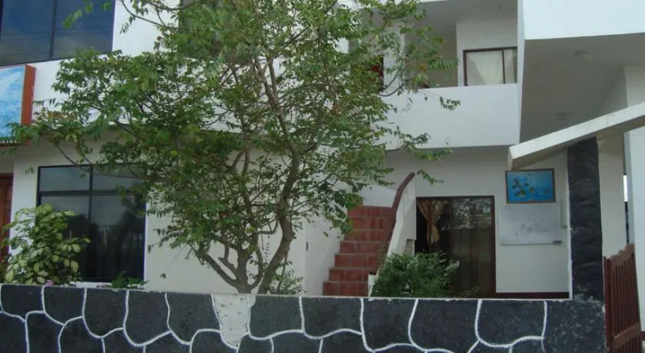 Hostal Sula Sula