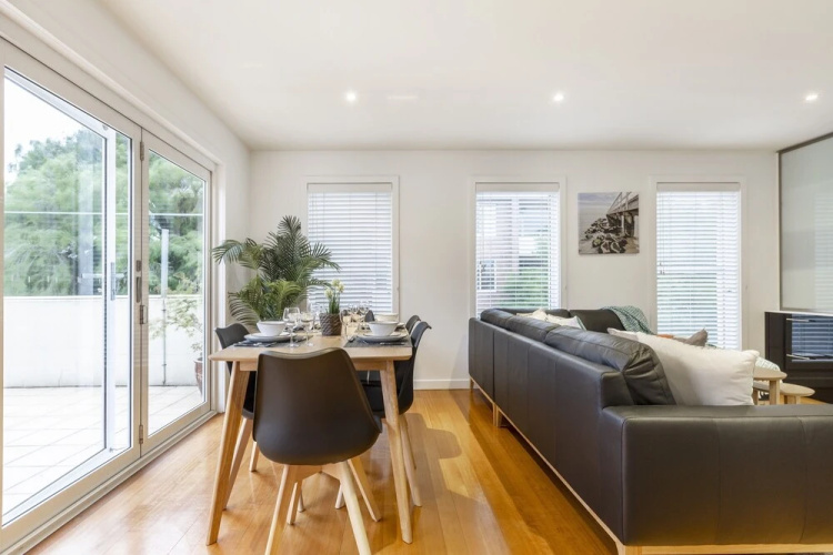 StayCentral - Port Melbourne Townhouse