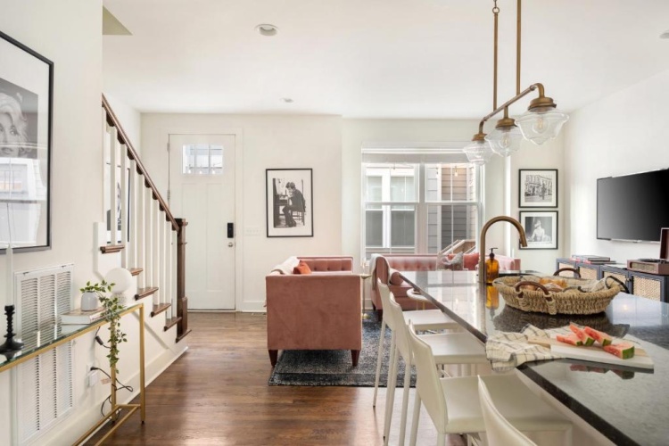 6 Bedrooms Cottage