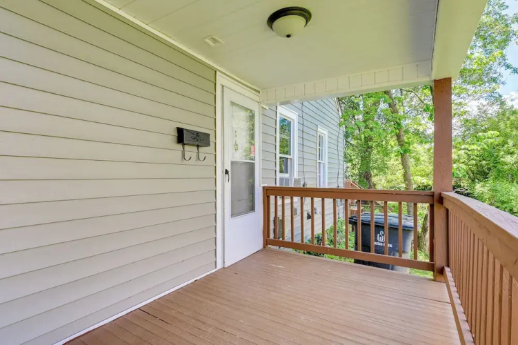 Winston-salem Vacation Rental ~ 3 Mi to Downtown!