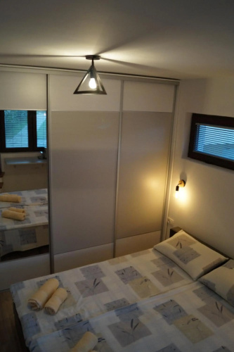 Snegar Apartments