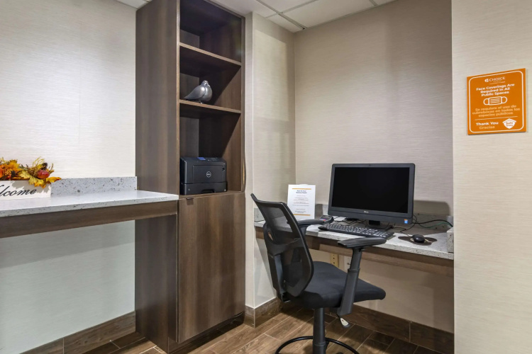 Comfort Suites South Park
