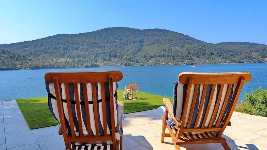 2 Bedrooms Cottage