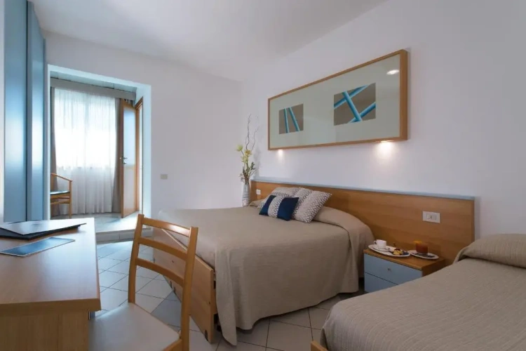 Economy Double room with view