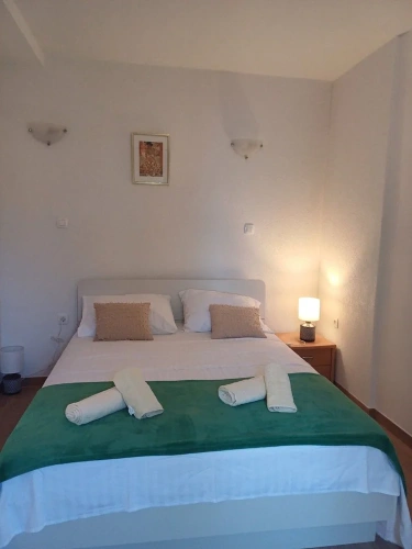 2 Bedrooms Apartment with sea view