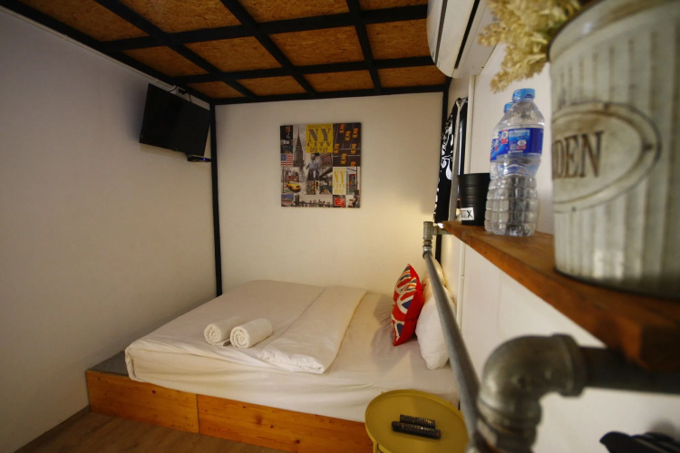 Sweet Box Bed and Breakfast