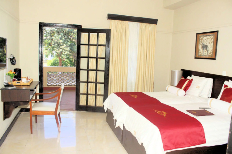 Selborne Hotel