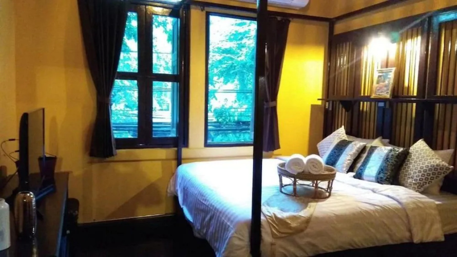 Long Feng Hostel Bangkok
