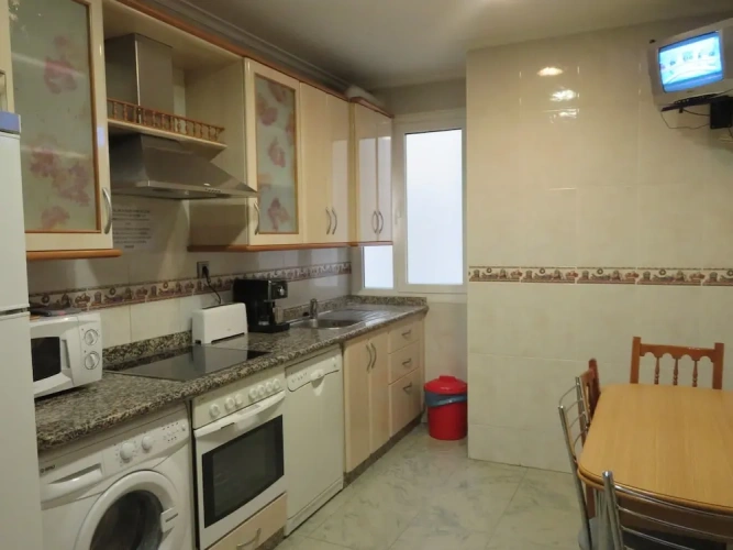 3 Bedrooms Apartment