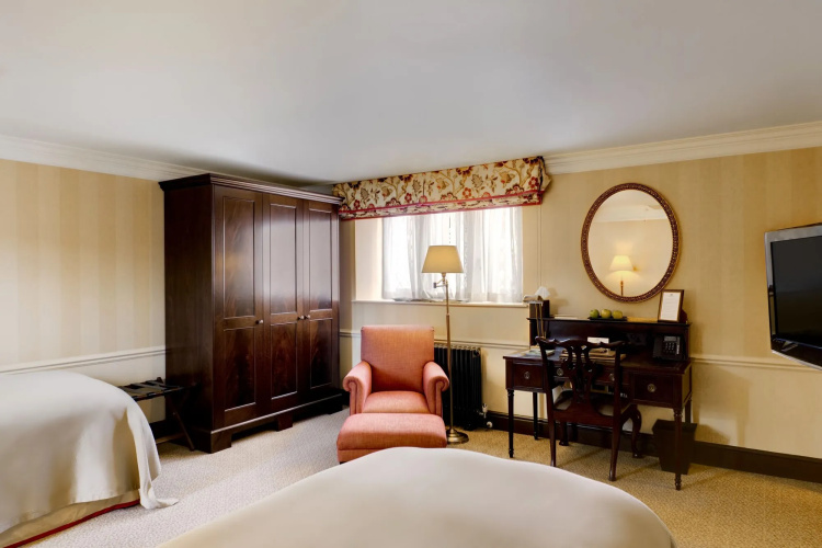 Ellenborough Park