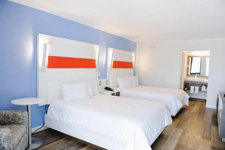Regency Inn & Suites