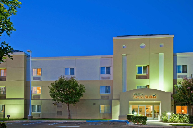 1 Bedroom Suite