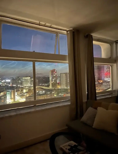 City Centre & Parking 2 Bed Ap