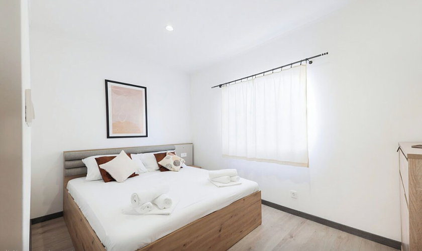 Villa Gariful - Sleeps 10 - Pool - Hottub - Petsok