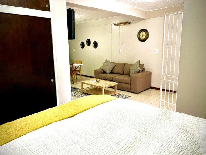 Laboria 102 & 103 (Adults Only)