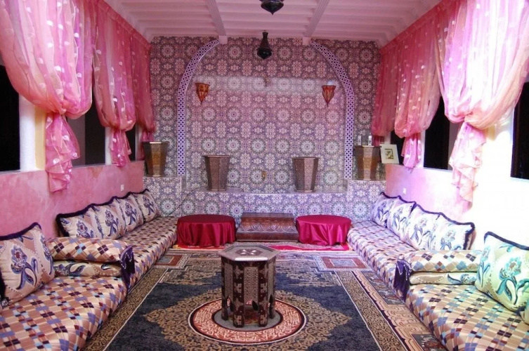 Well Center Riad Auberge Assounfou