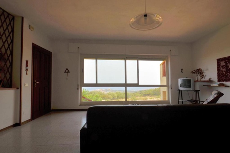 3 Bedrooms Apartment