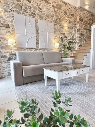 Top Suites