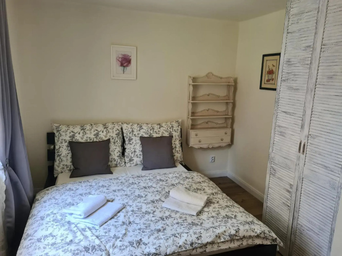 Airport Rooms